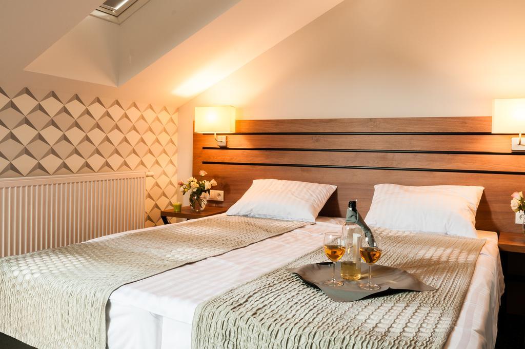 Hotel Wilga Krakow Ngoại thất bức ảnh