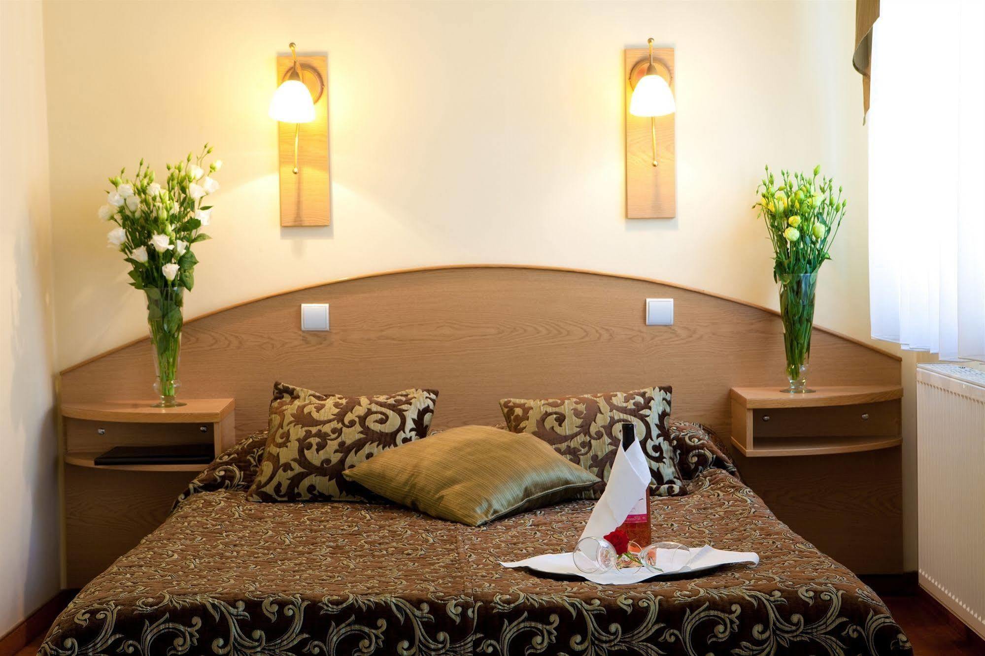 Hotel Wilga Krakow Ngoại thất bức ảnh