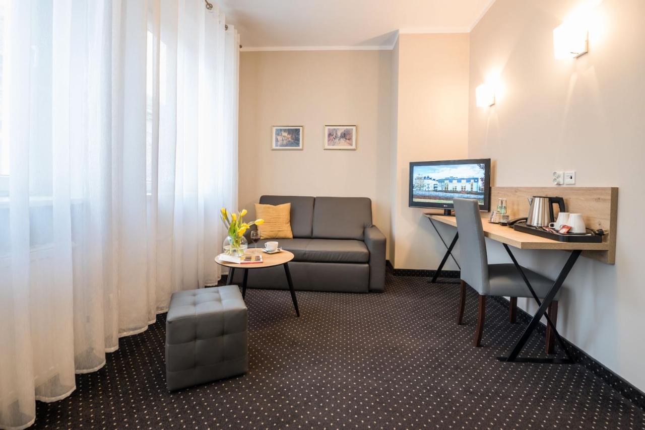 Hotel Wilga Krakow Ngoại thất bức ảnh